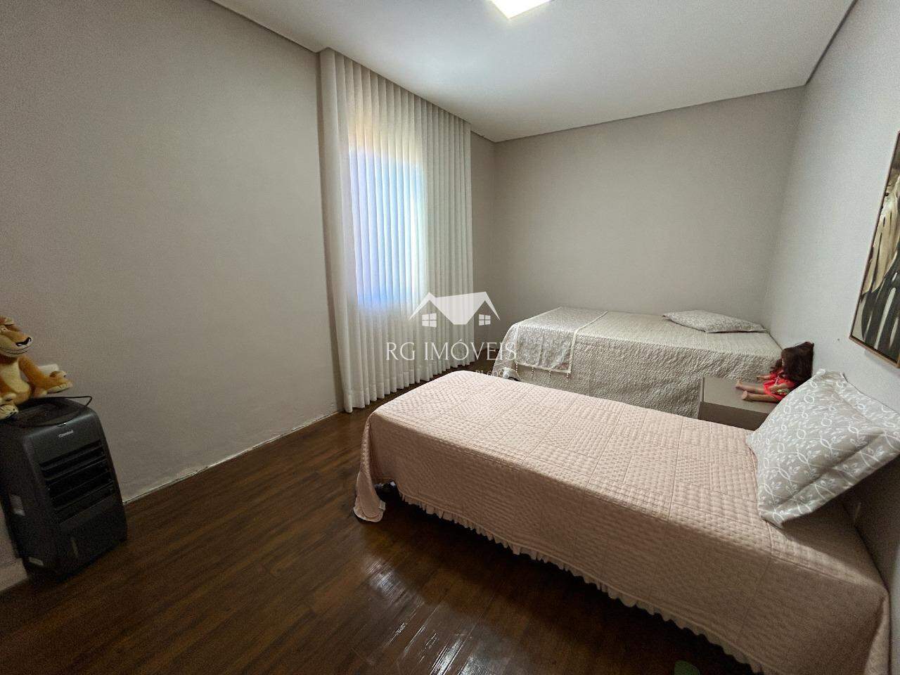 Chácara, 4 quartos, 1268 m² - Foto 19