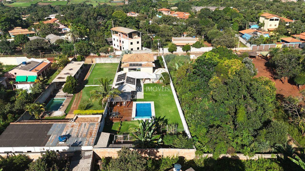Chácara, 4 quartos, 1268 m² - Foto 2