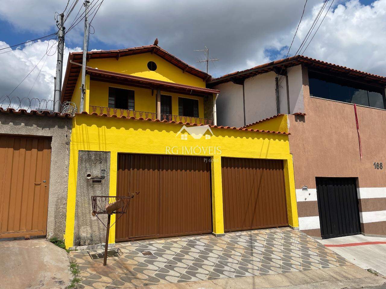 Casa, 3 quartos, 320 m² - Foto 1