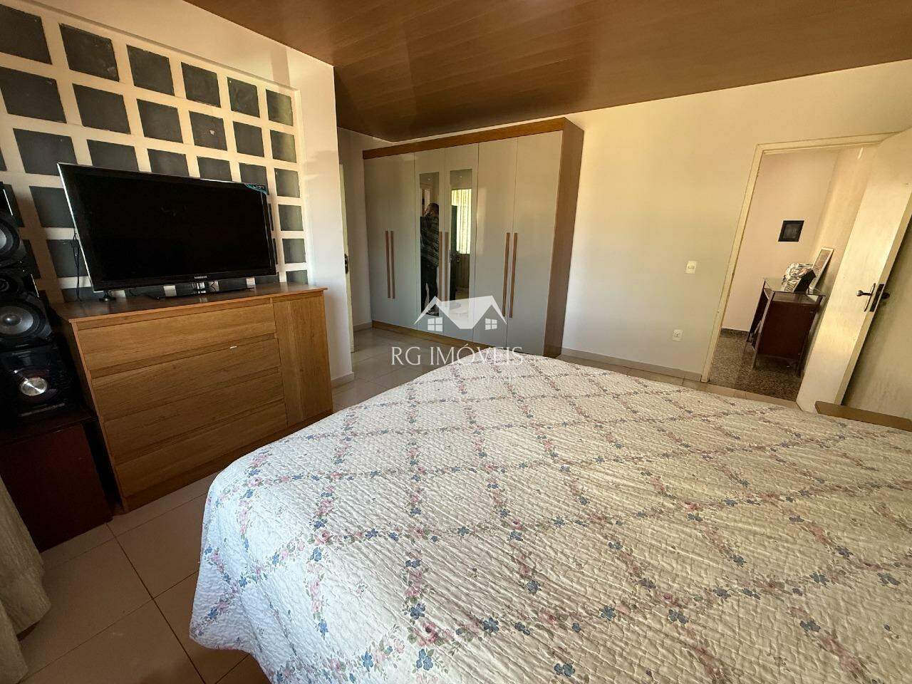 Casa, 4 quartos, 275 m² - Foto 24