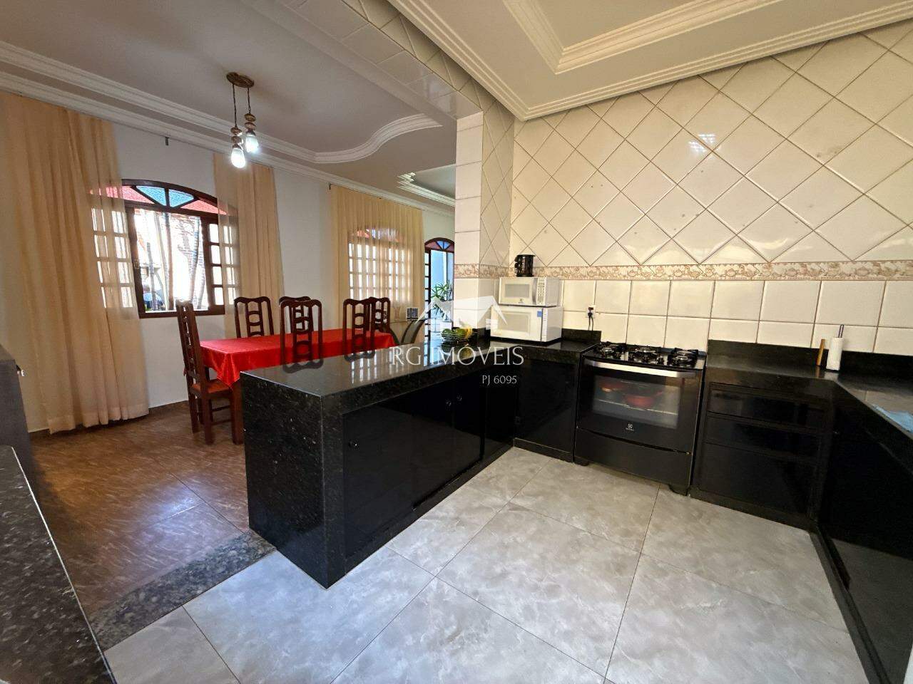 Casa, 4 quartos, 275 m² - Foto 13