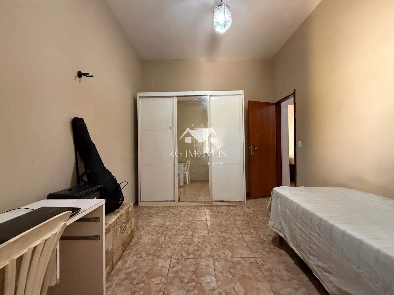 Casa, 4 quartos, 275 m² - Foto 17