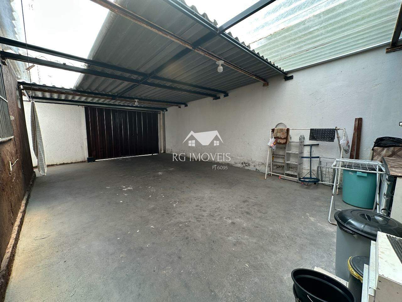 Casa, 4 quartos, 138 m² - Foto 2
