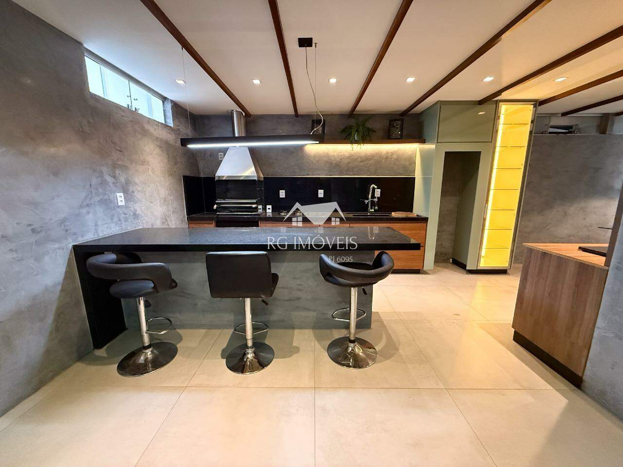 Apartamento, 4 quartos, 214 m² - Foto 2
