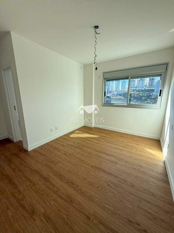 Apartamento, 4 quartos, 242 m² - Foto 12