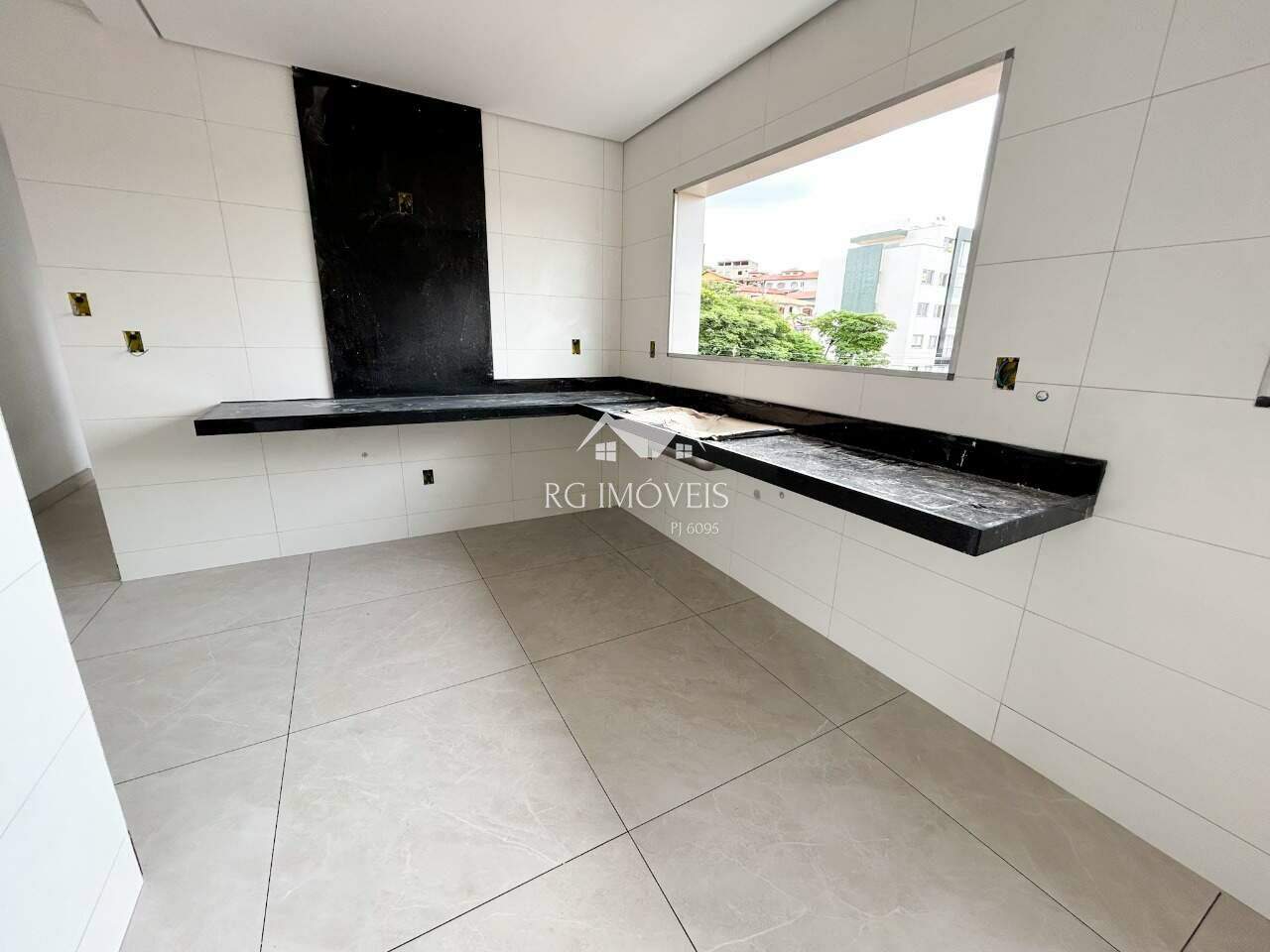 Apartamento à venda com 3 quartos, 82m² - Foto 5