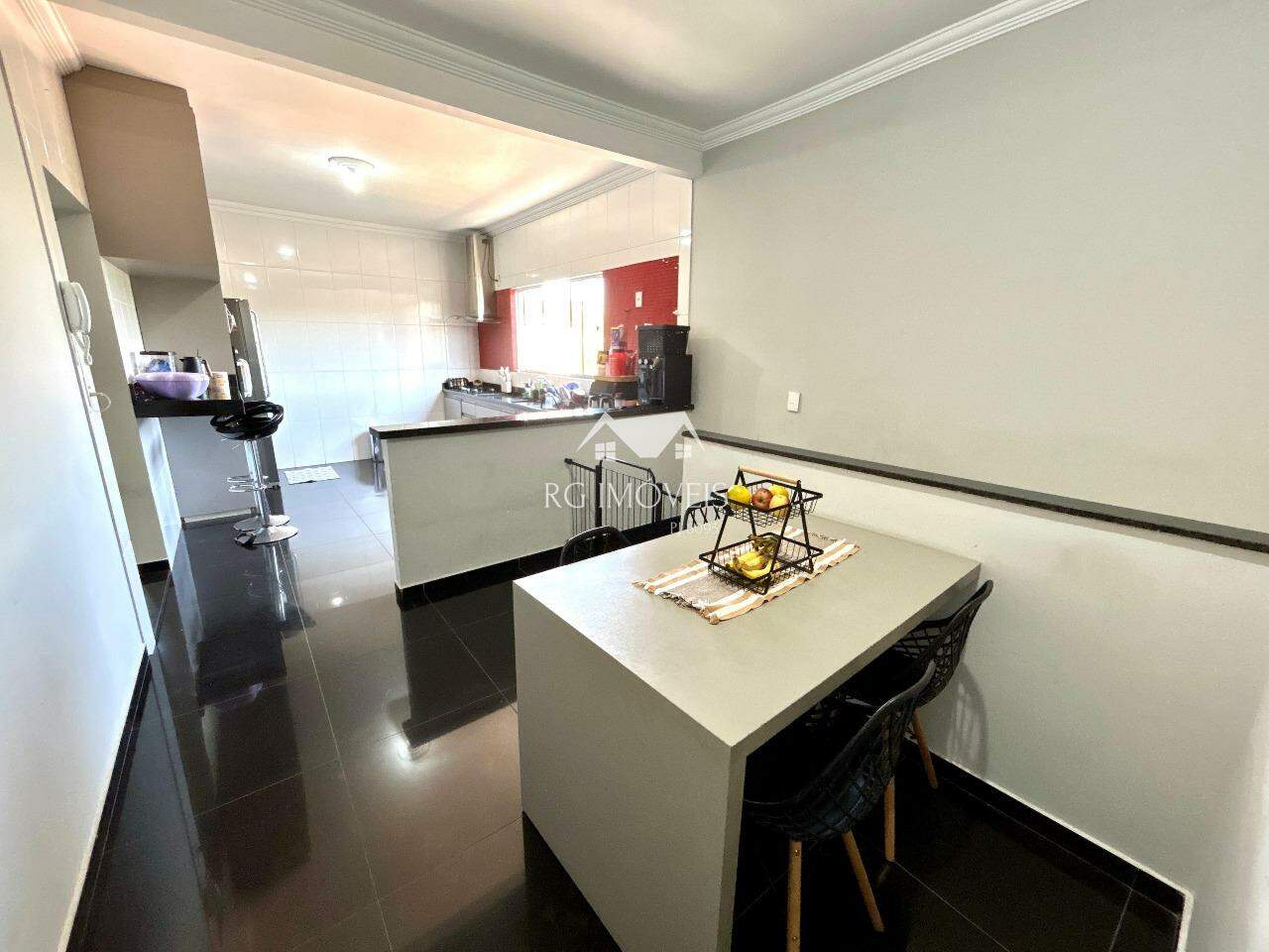 Casa, 4 quartos, 200 m² - Foto 9