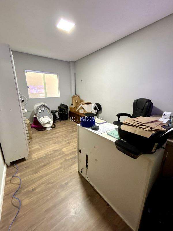 Casa, 4 quartos, 200 m² - Foto 23