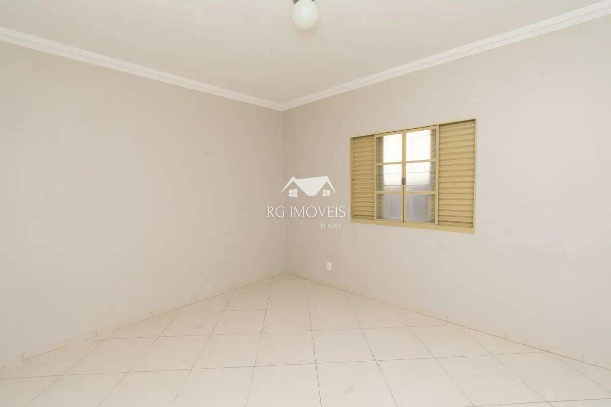 Casa, 3 quartos, 250 m² - Foto 9