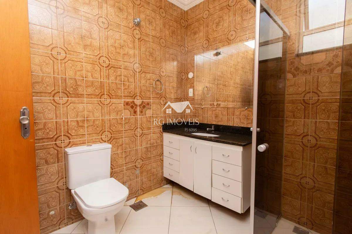 Casa, 3 quartos, 250 m² - Foto 17