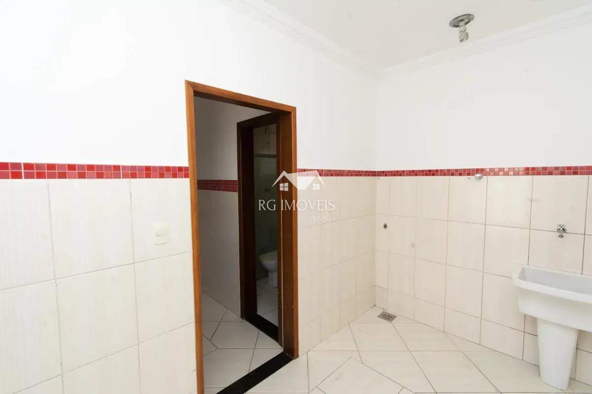 Casa, 3 quartos, 250 m² - Foto 15