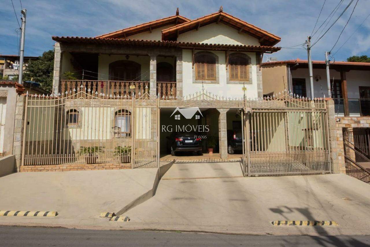 Casa, 3 quartos, 360 m² - Foto 1