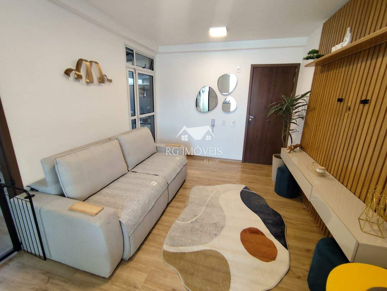Apartamento, 2 quartos, 57 m² - Foto 1