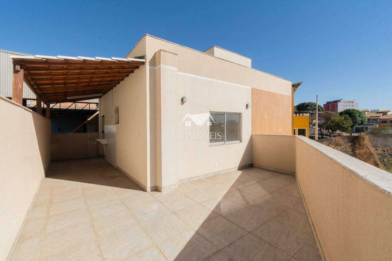 Cobertura, 3 quartos, 130 m² - Foto 1