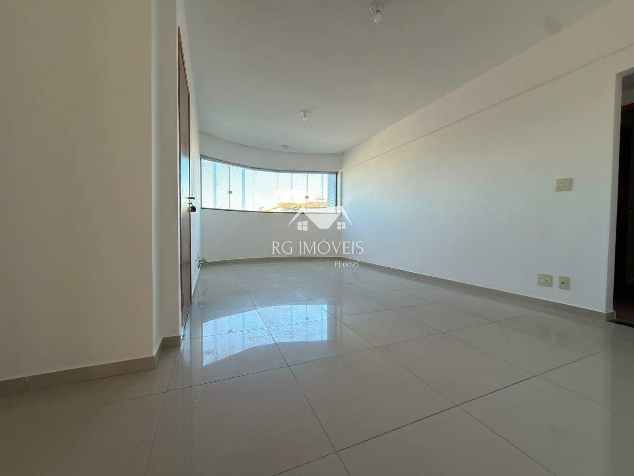 Apartamento, 3 quartos, 130 m² - Foto 1