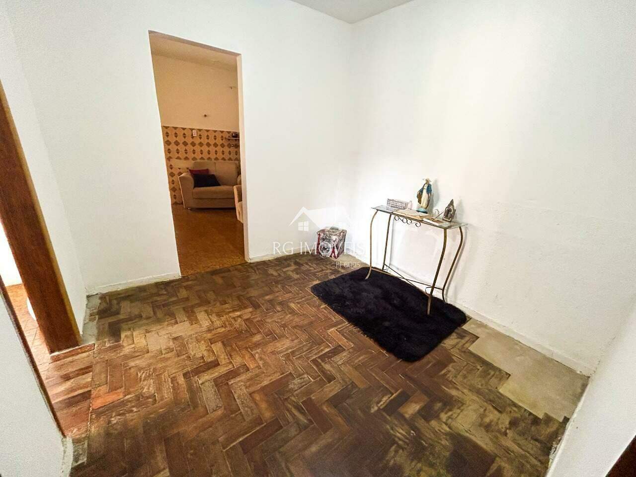 Casa à venda com 3 quartos, 360m² - Foto 7