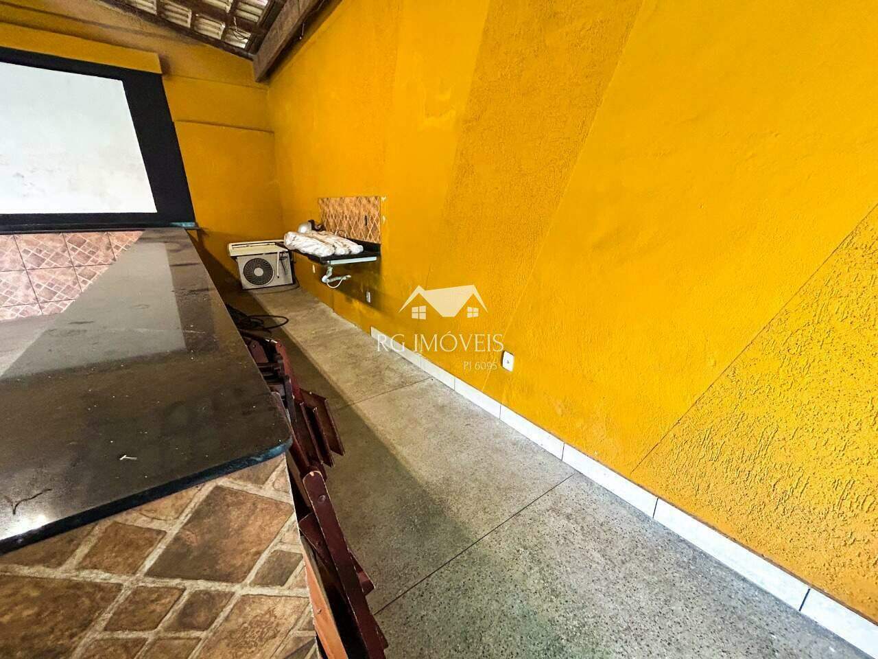 Casa à venda com 3 quartos, 360m² - Foto 21