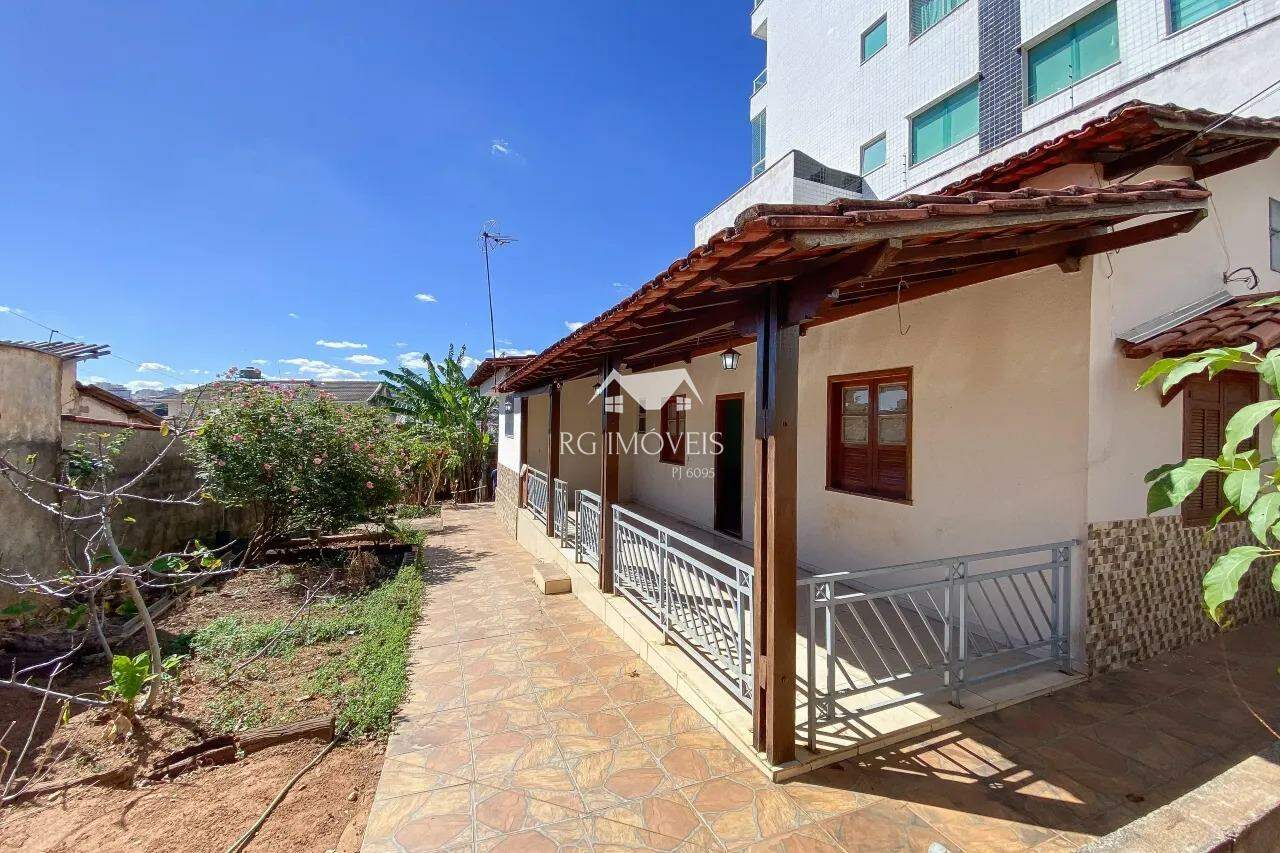 Casa, 2 quartos, 160 m² - Foto 1