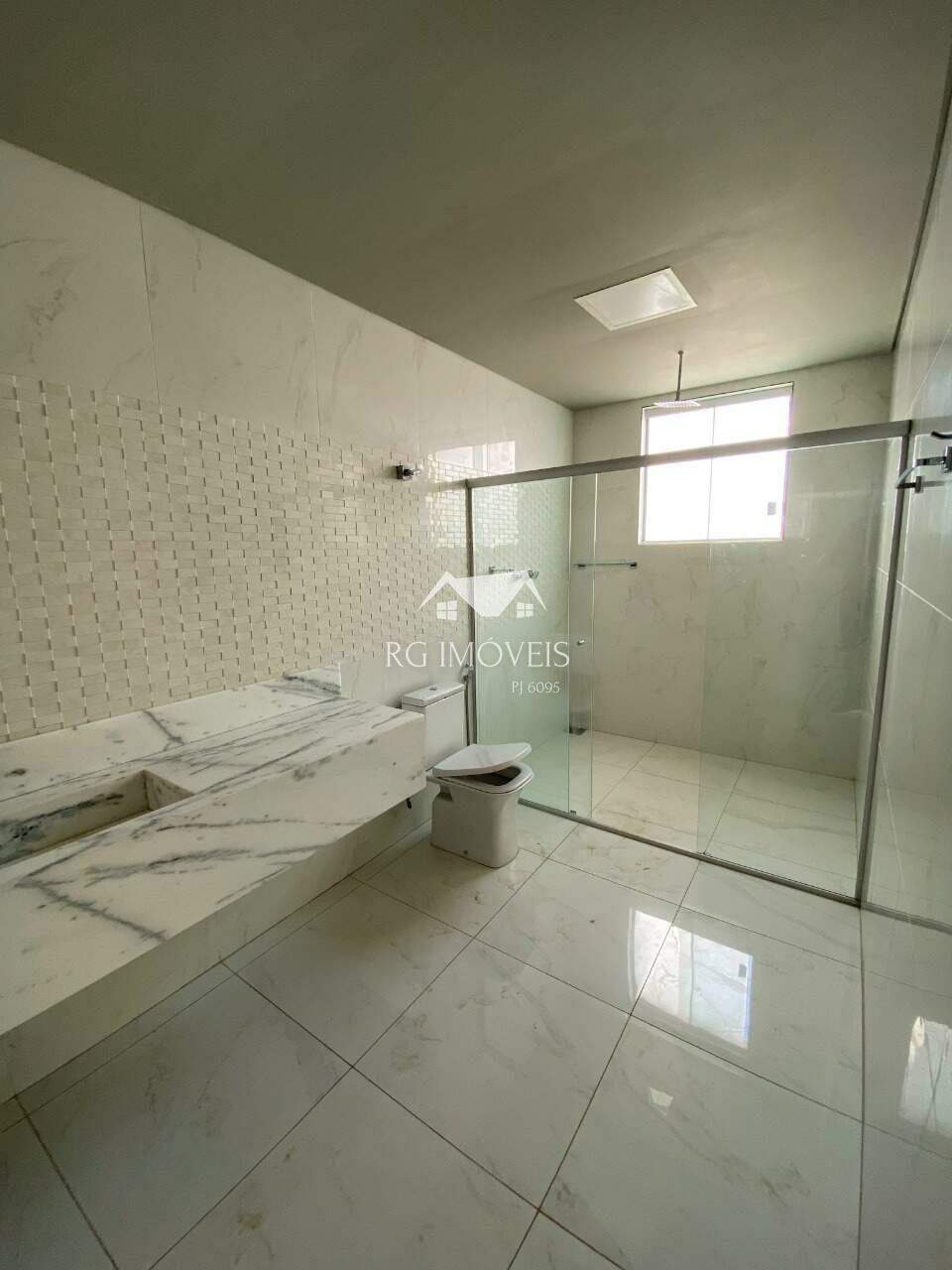 Casa de Condomínio à venda com 3 quartos, 400m² - Foto 17