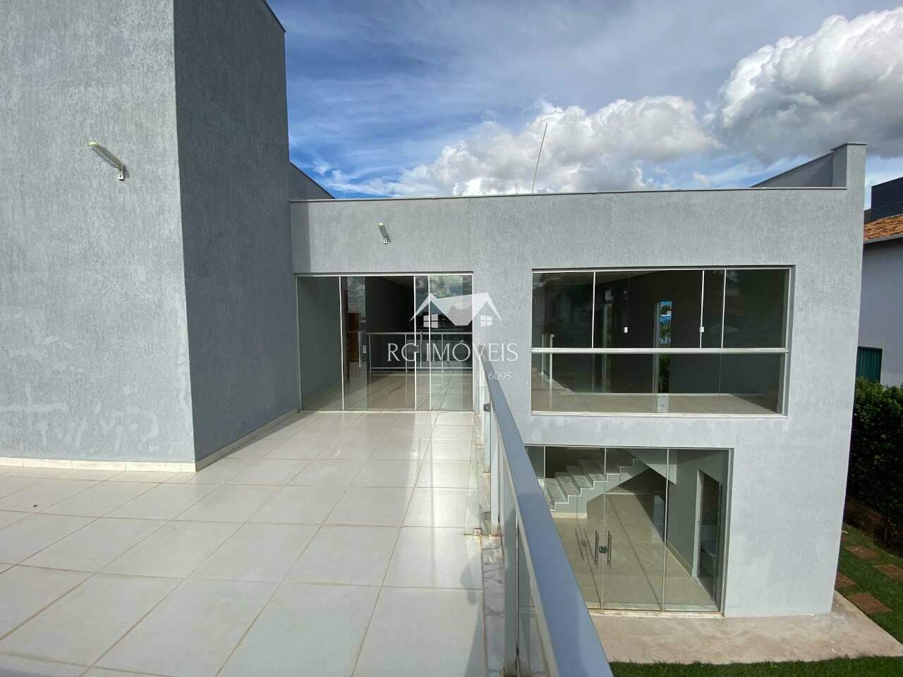 Casa de Condomínio à venda com 3 quartos, 400m² - Foto 24