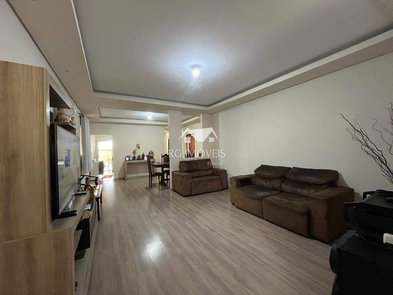 Casa, 4 quartos, 200 m² - Foto 4