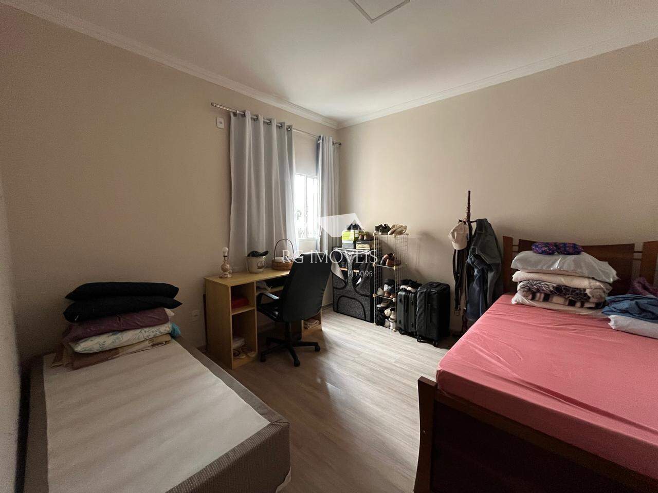 Casa, 4 quartos, 200 m² - Foto 9