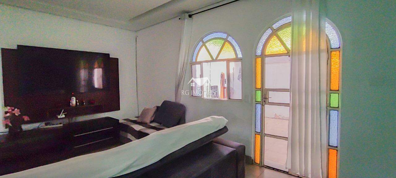 Casa, 3 quartos, 144 m² - Foto 2