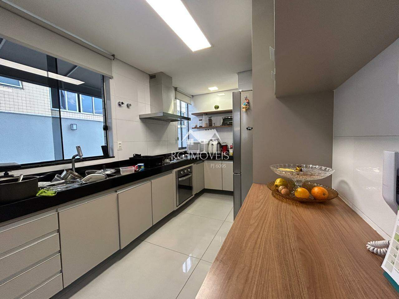 Apartamento, 3 quartos, 240 m² - Foto 9