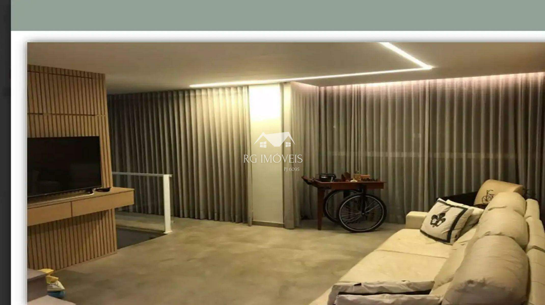 Cobertura, 3 quartos, 217 m² - Foto 2