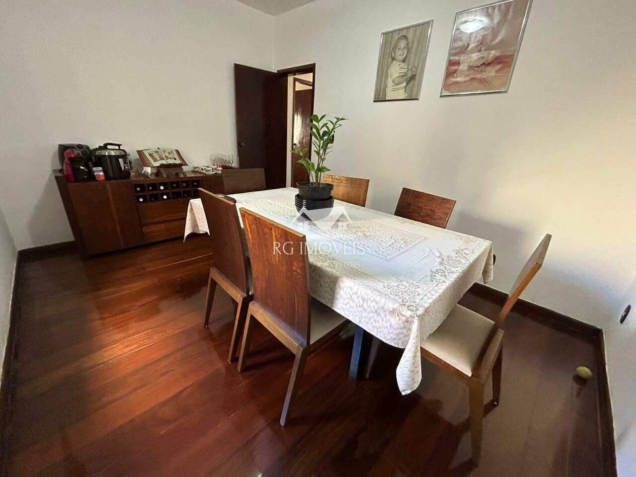 Casa à venda com 4 quartos, 374m² - Foto 5