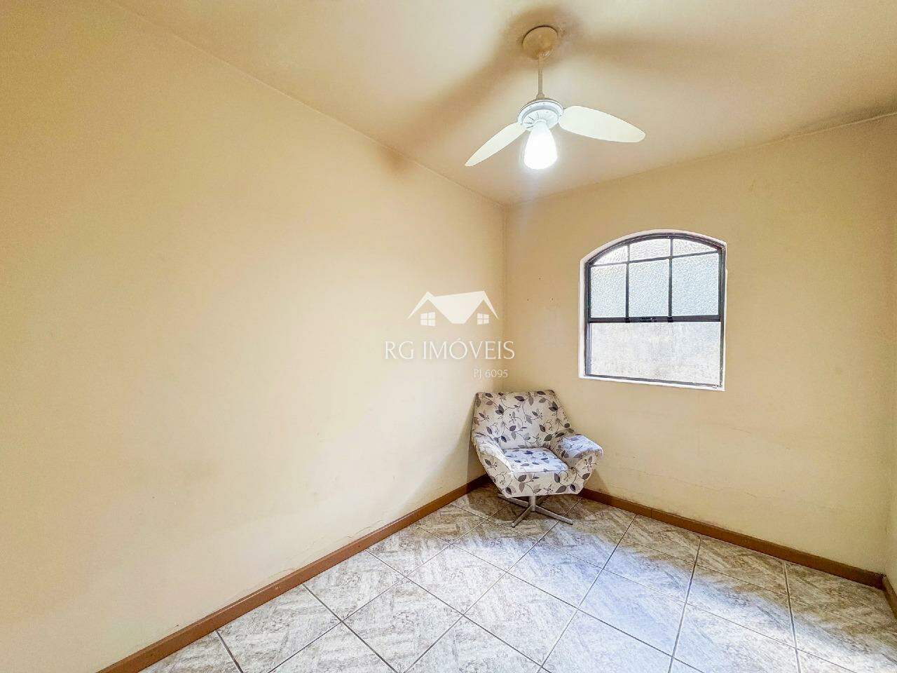 Casa, 5 quartos, 180 m² - Foto 13