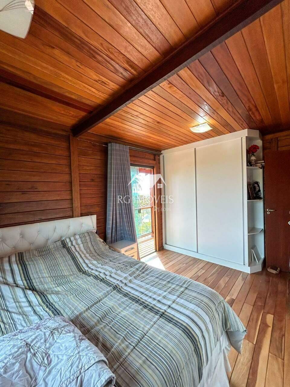 Casa de Condomínio à venda com 3 quartos, 1000m² - Foto 11