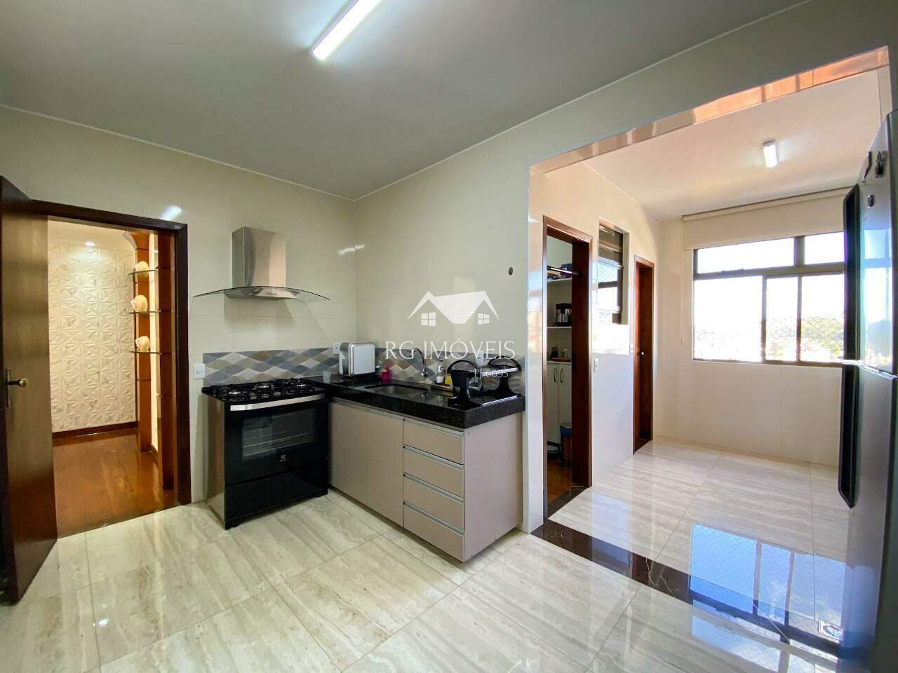 Cobertura à venda com 3 quartos, 245m² - Foto 15