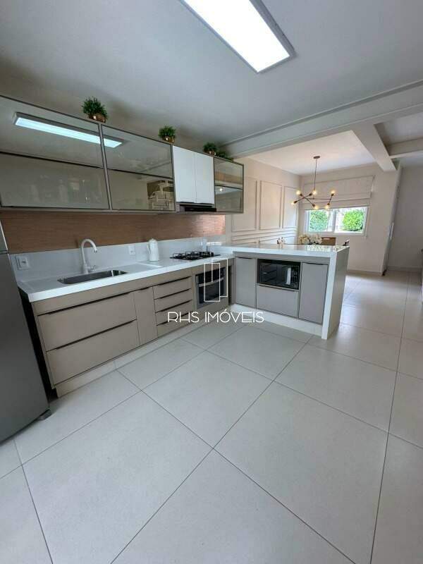 Casa à venda no Jardim Santa Helena: 