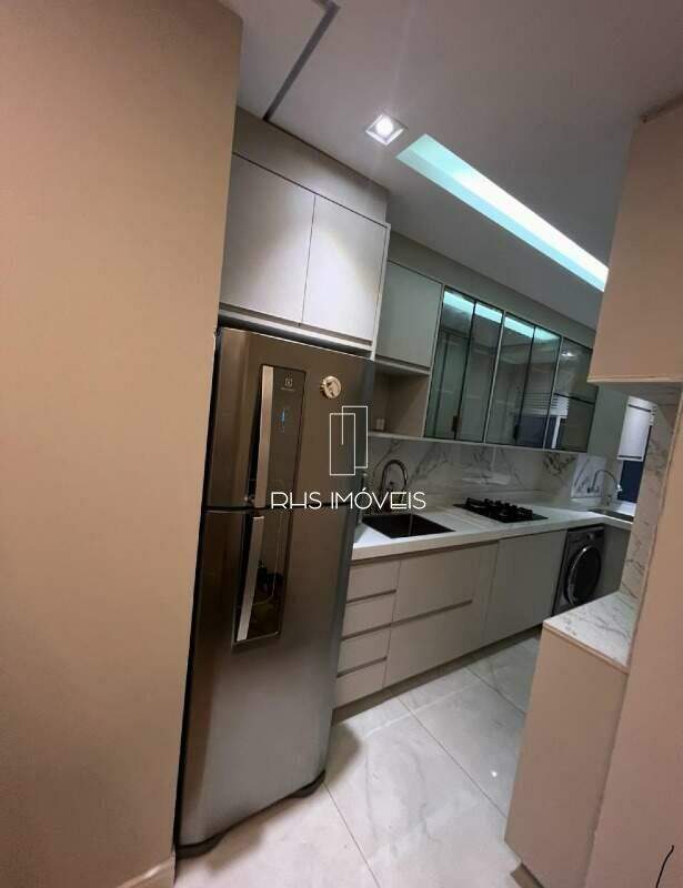 Apartamento à venda no Parque das Colinas: 