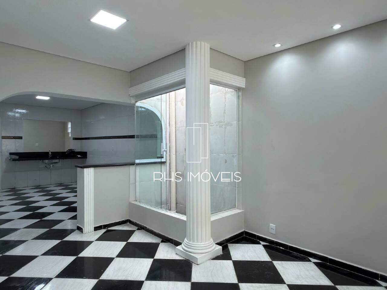 Casa à venda no Jardim Tupi: Sala de jantar