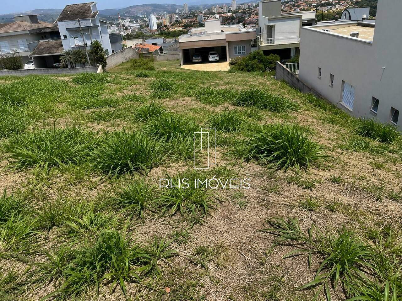 Terreno à venda no Jardim Jurema: 