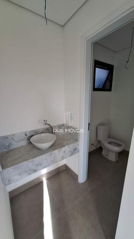 Casa à venda no Jardim Santa Helena: 