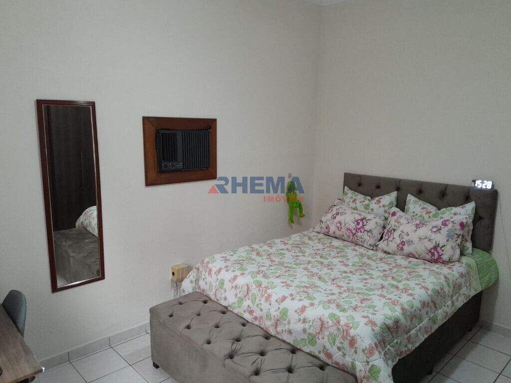 Apartamento à venda no Ponta da Praia: 
