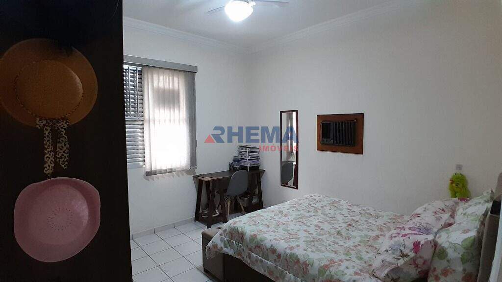 Apartamento à venda no Ponta da Praia: 