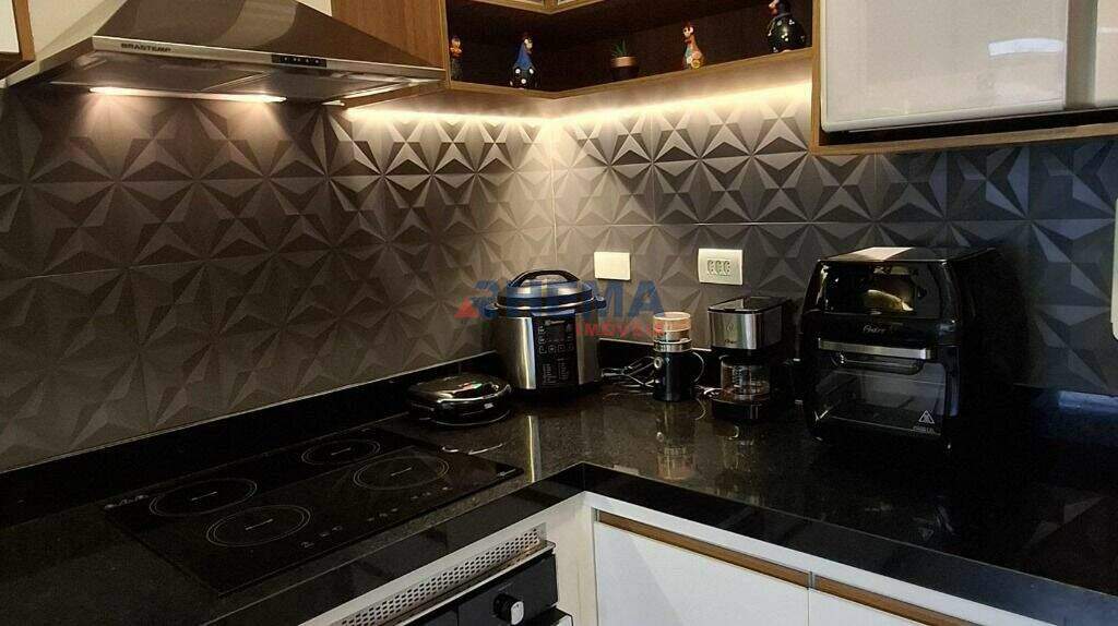 Apartamento à venda no Embaré: 