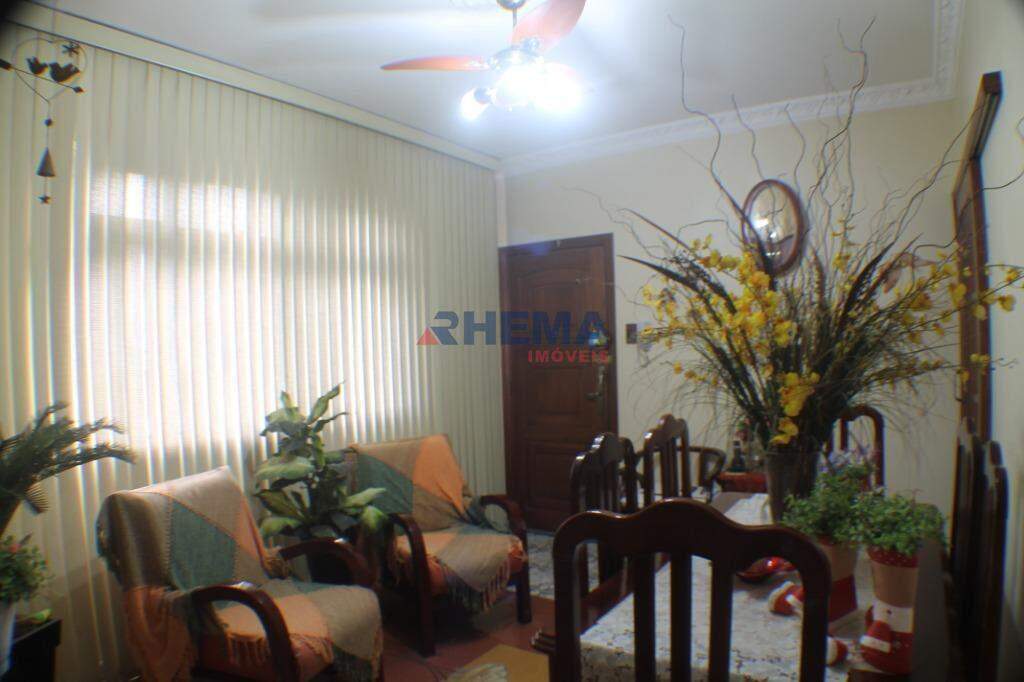 Apartamento à venda no Ponta da Praia: 