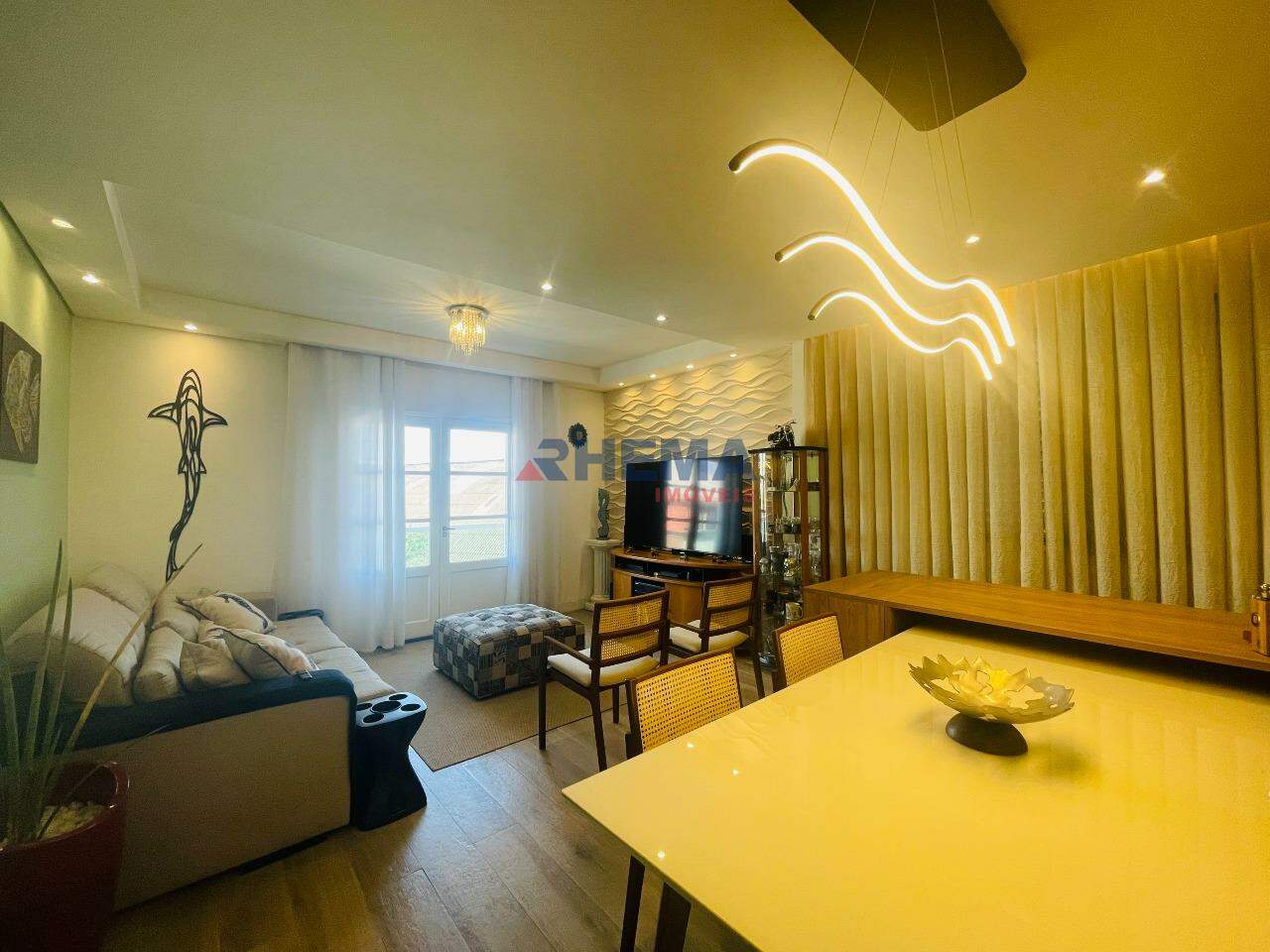 Apartamento à venda no Ponta da Praia: 