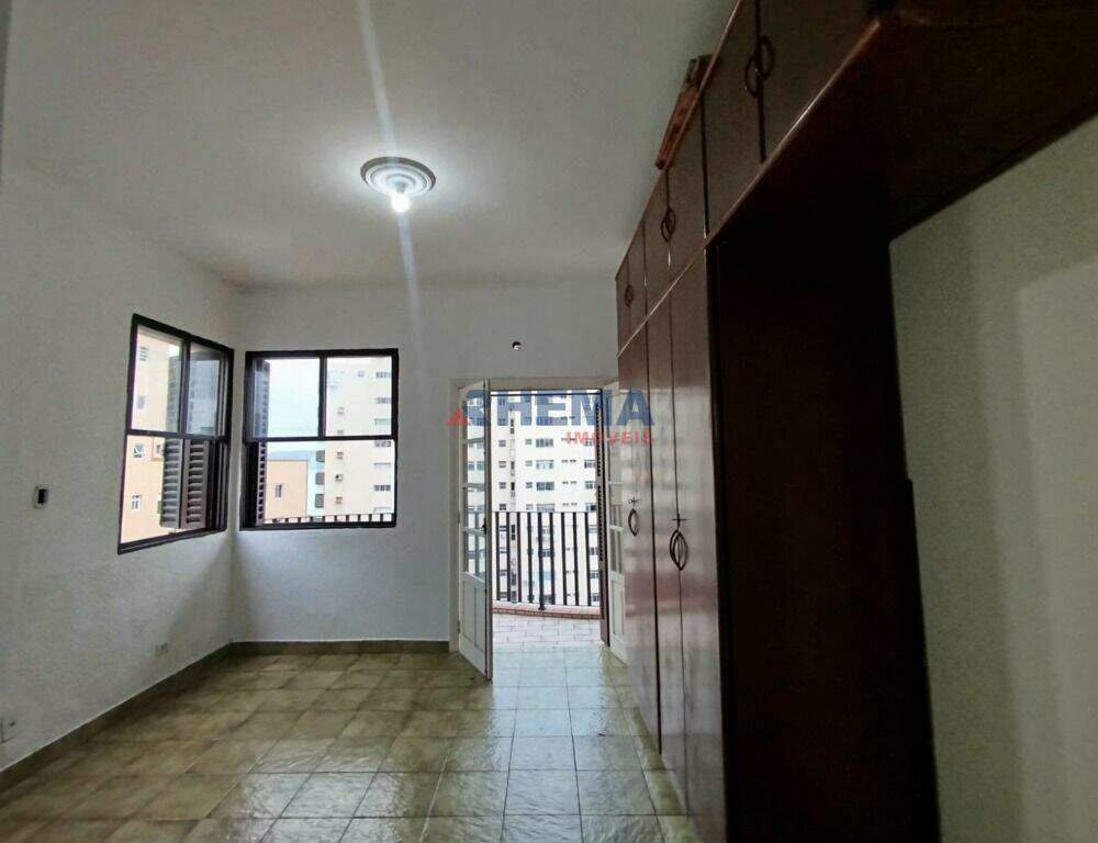 Apartamento à venda no Ponta da Praia: 