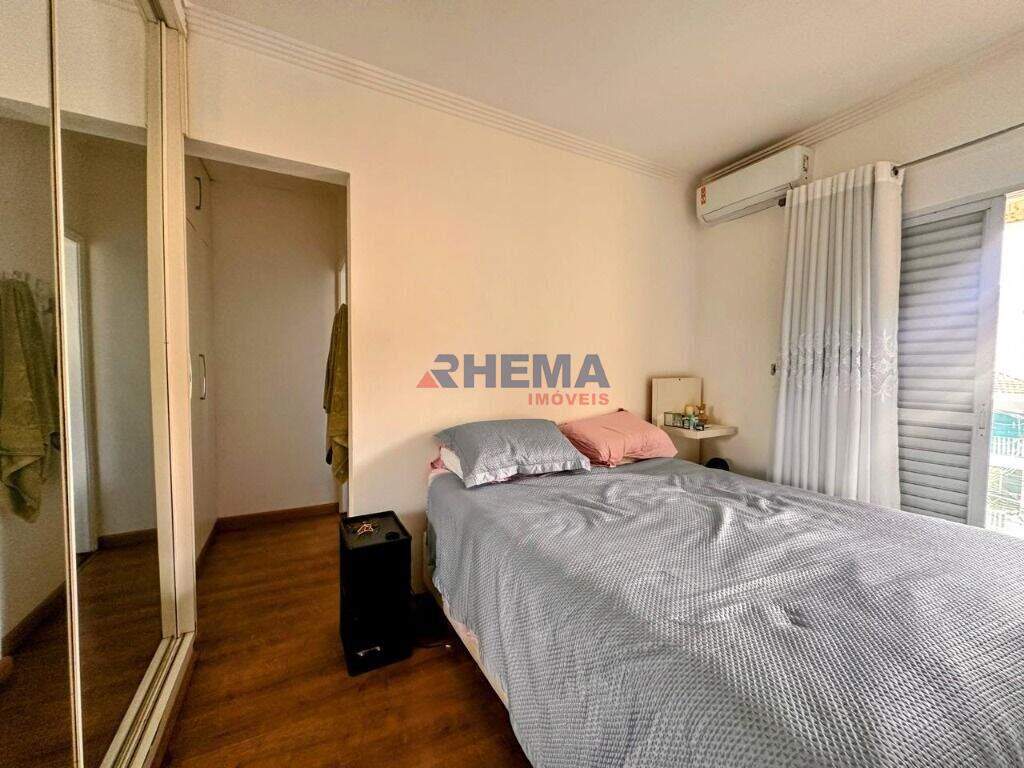 Apartamento à venda no Embaré: 