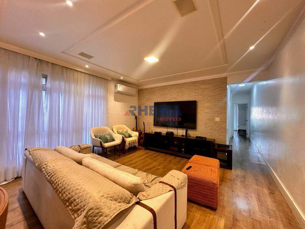 Apartamento à venda no Embaré: 
