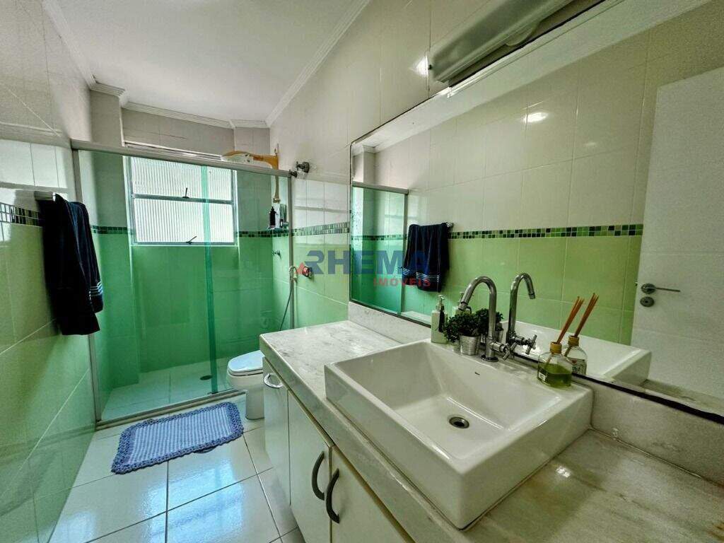 Apartamento à venda no Embaré: 