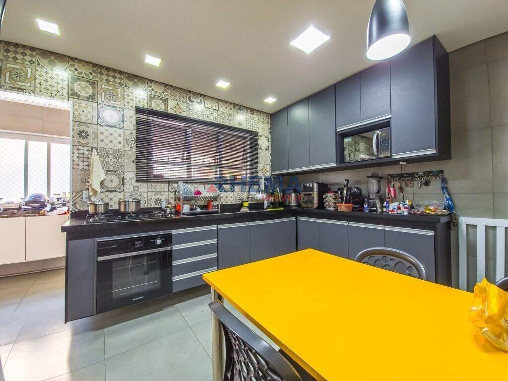 Apartamento à venda no Embaré: 