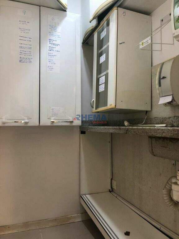 Sala à venda no Vila Mathias: 