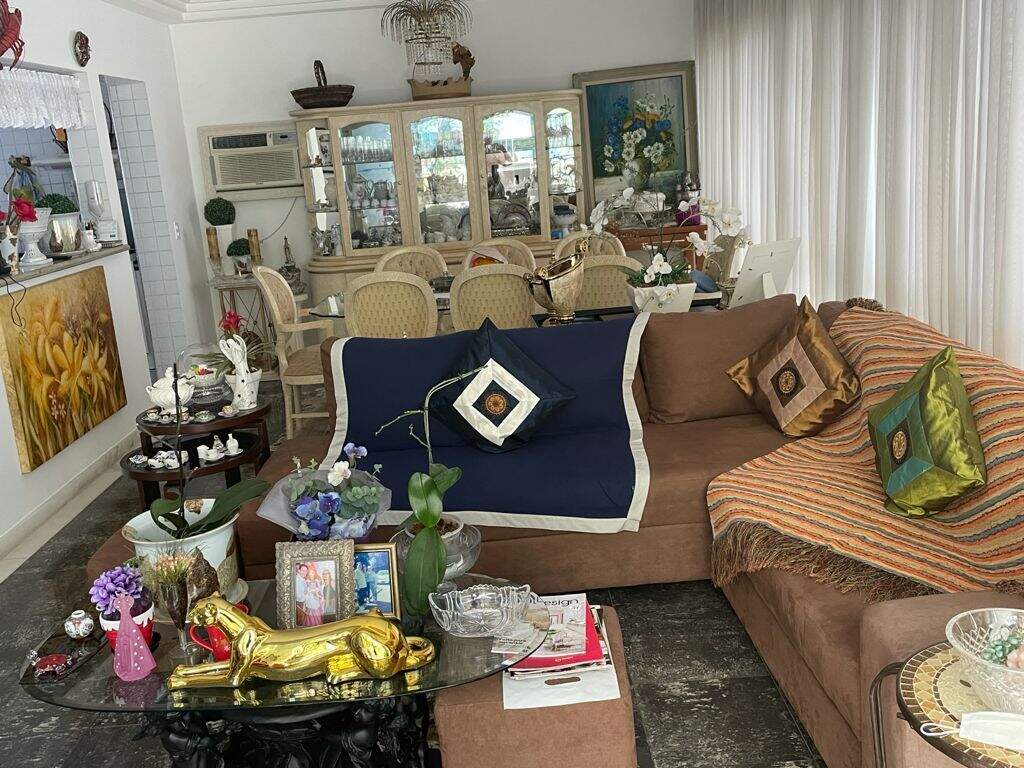 Cobertura à venda no Ponta da Praia: 